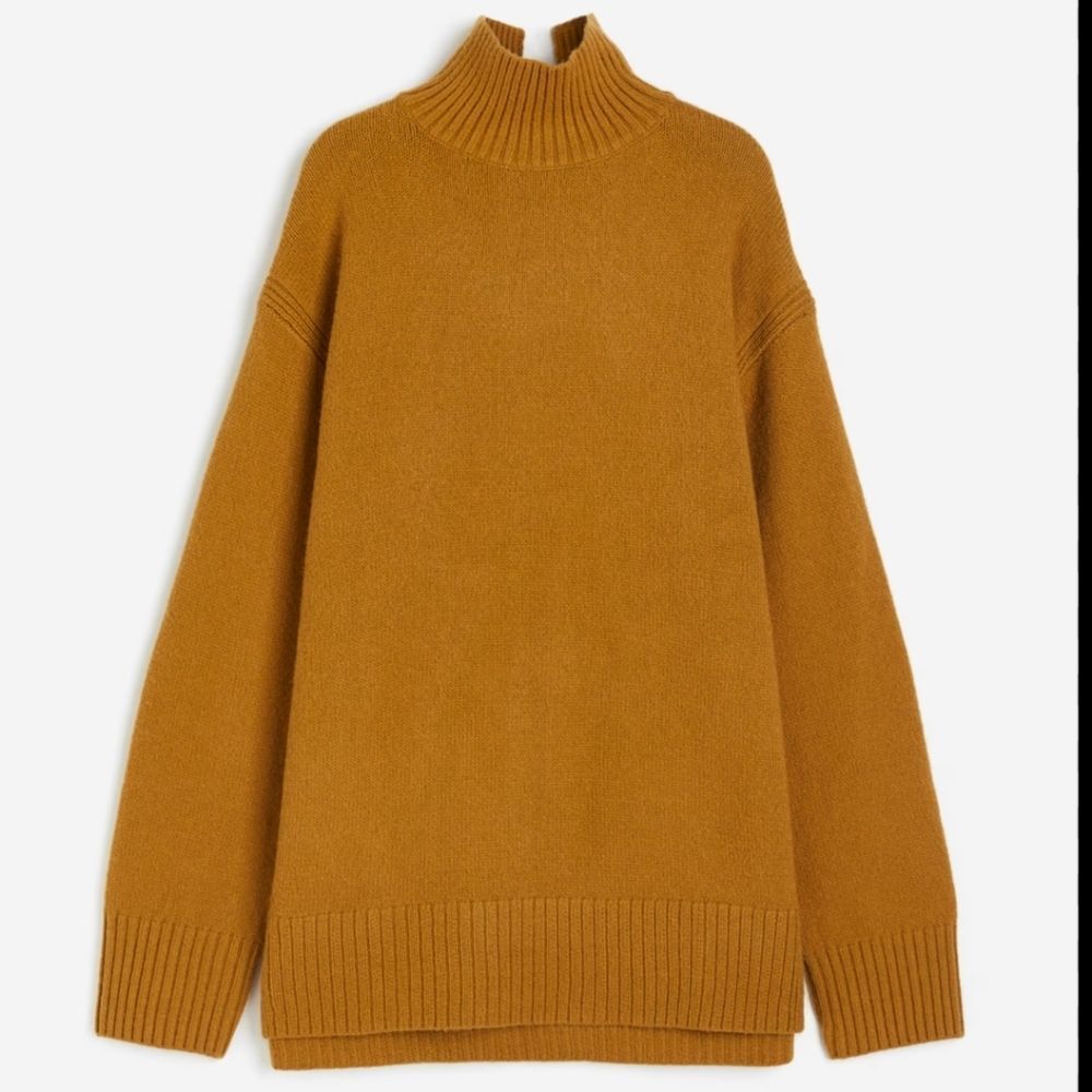 NWOT Forever 21 Mustard Mock Neck Sweater